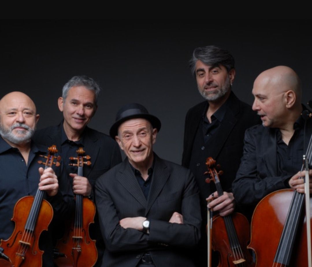 "Carosonamente" mercoledì 24 al Moro di Cava dei Tirreni (SA) il concerto omaggio di Peppe Servillo e Solis string quartet