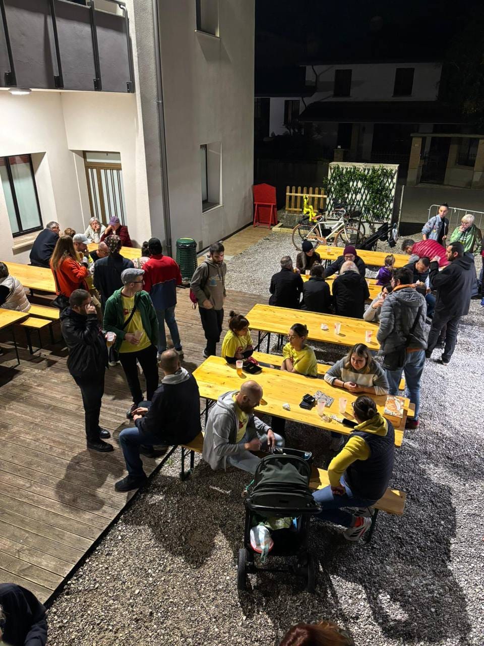 ARCI CRAL - Venerdì 31 ottobre castagnata e presentazione del podcast “Woody Guthrie – L’amôr dai ultins. La storie di Woody Guthrie”