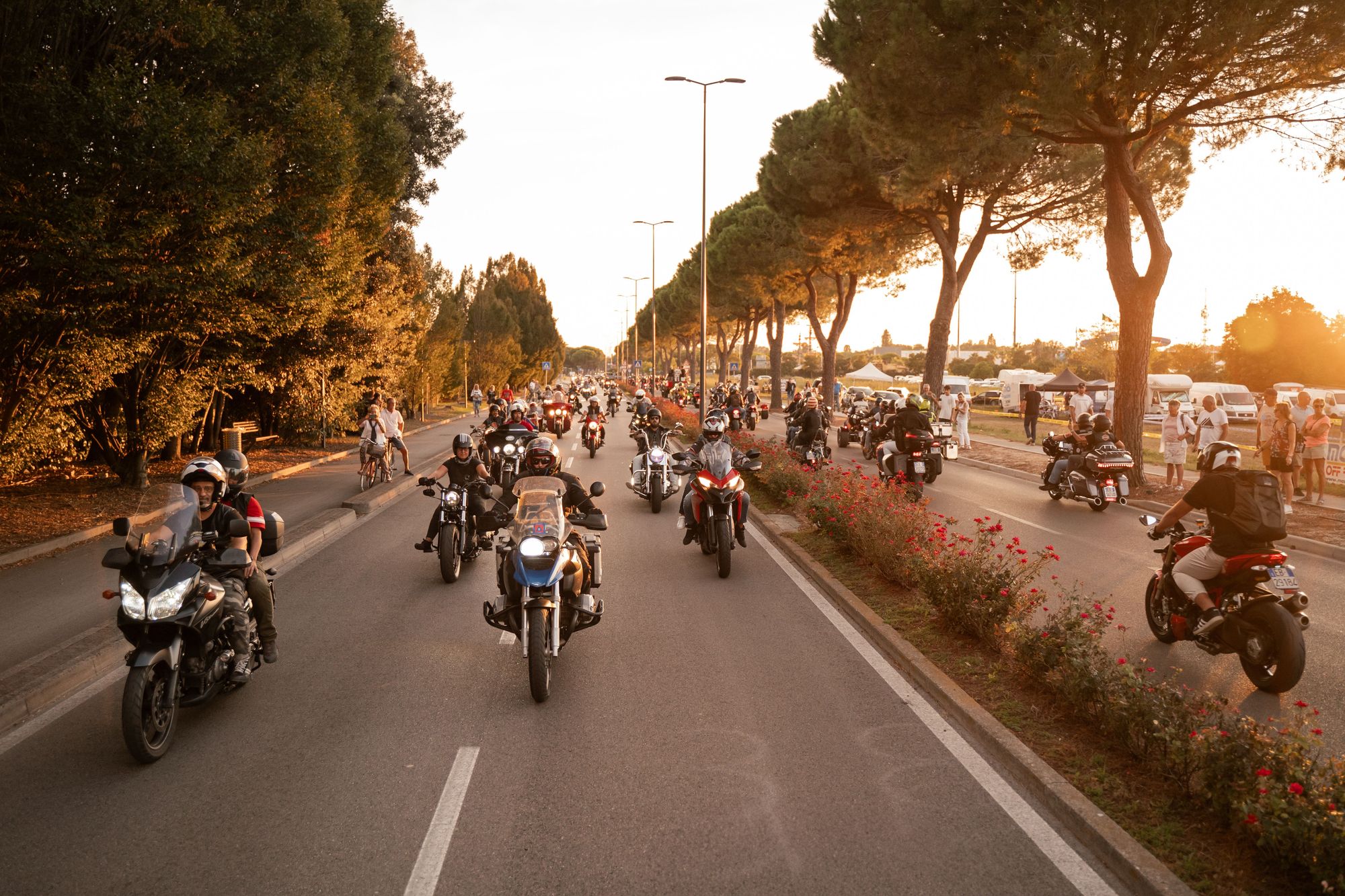 Italian Bike Week 2023, formula vincente: in 50.000 per salutare l’estate