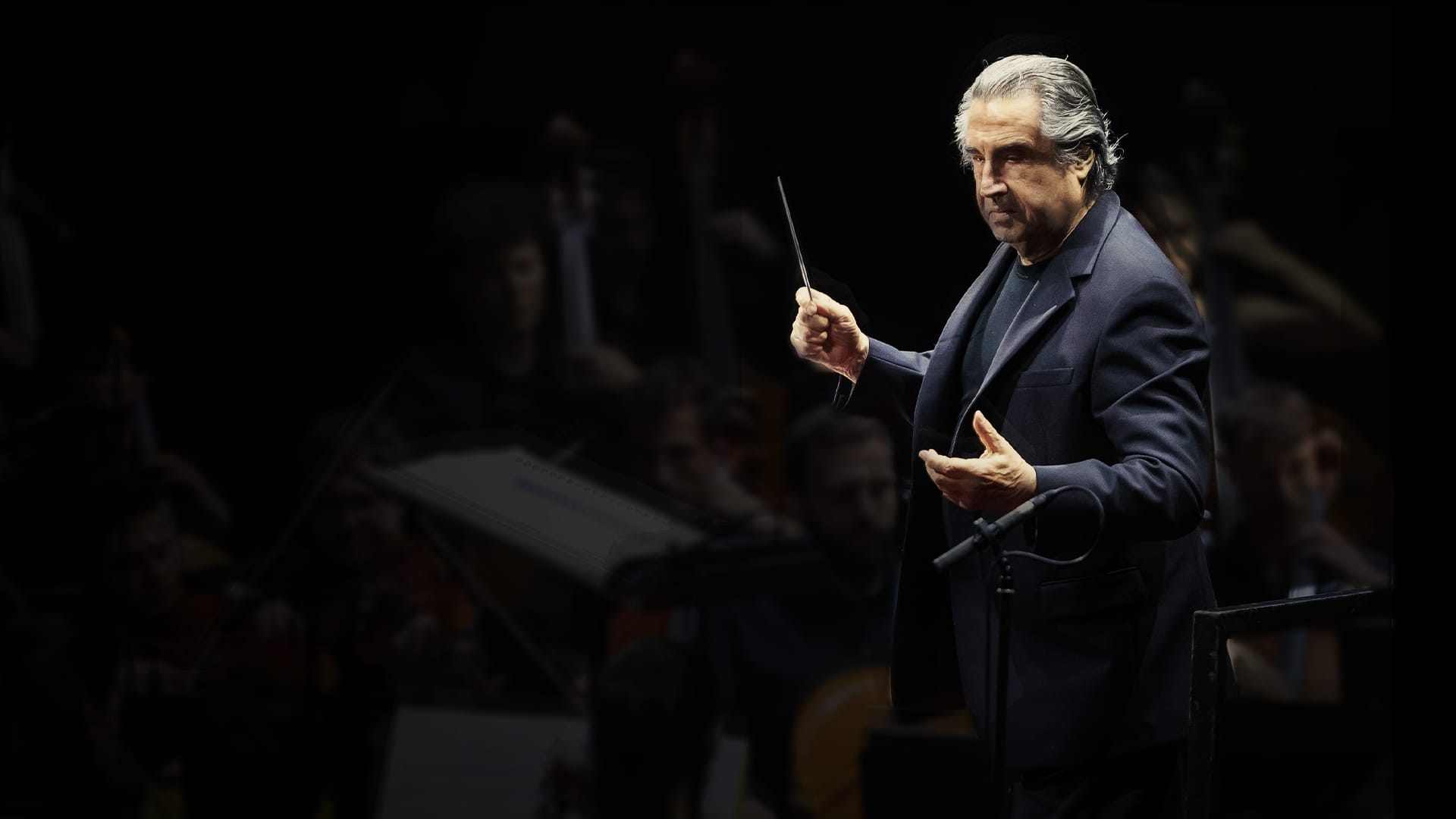 RICCARDO MUTI IN CONCERTO A VILLA MANIN IL 20 LUGLIO 2025 dirige i 130 elementi dell'Orchestra Giovanile Luigi Cherubini