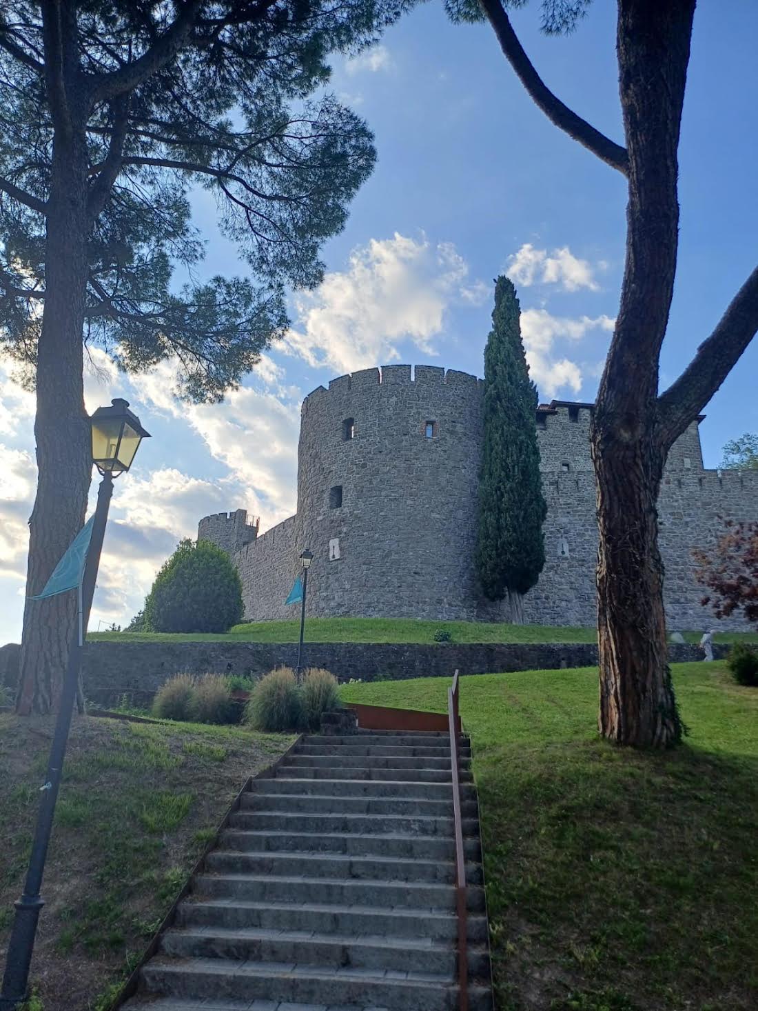 IL CUORE ANTICO DI GORIZIA SI RISVEGLIA: UN LABORATORIO DI ARTE, MEMORIA E PARTECIPAZIONE PER IL RILANCIO DI BORGO CASTELLO