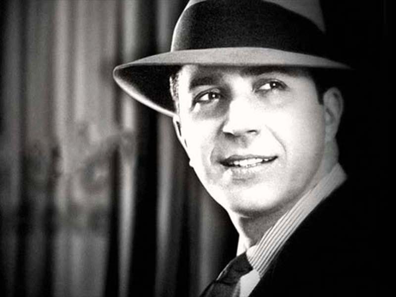 CARLOS GARDEL a NAPOLI: a 90 anni dalla scomparsa della "Voce del Tango", un libro ne racconta il mito e il suo legame con Napoli