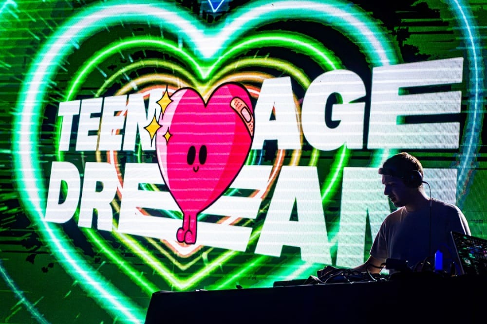 TEENAGE DREAM A LIGNANO SABBIADORO IL 29 AGOSTO