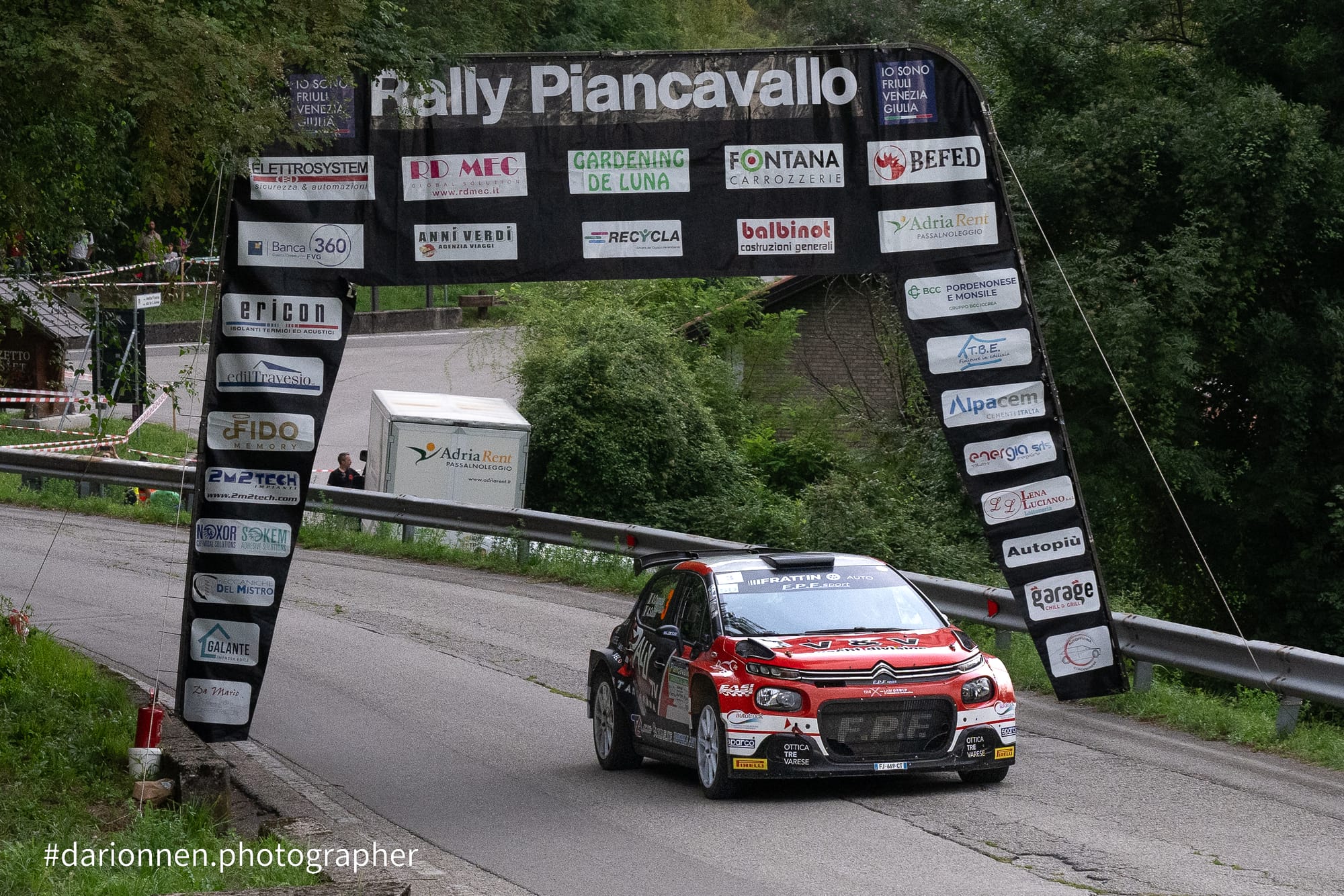PIOGGIA E LACRIME:   CRUGNOLA TRIONFA AL RALLY PIANCAVALLO, NEL SEGNO DI MATTEO