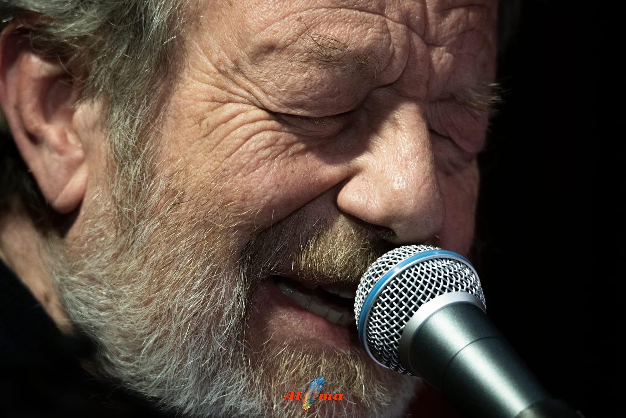 Riprende il tour di Edoardo De Angelis ANNA HA VISTO LA LUNA un concerto contro la violenza di genere