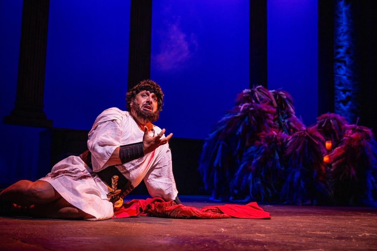 Da venerdì 12 dicembre Enrico Brignano porta al Politeama Rossetti di Trieste “I 7 Re di Roma"