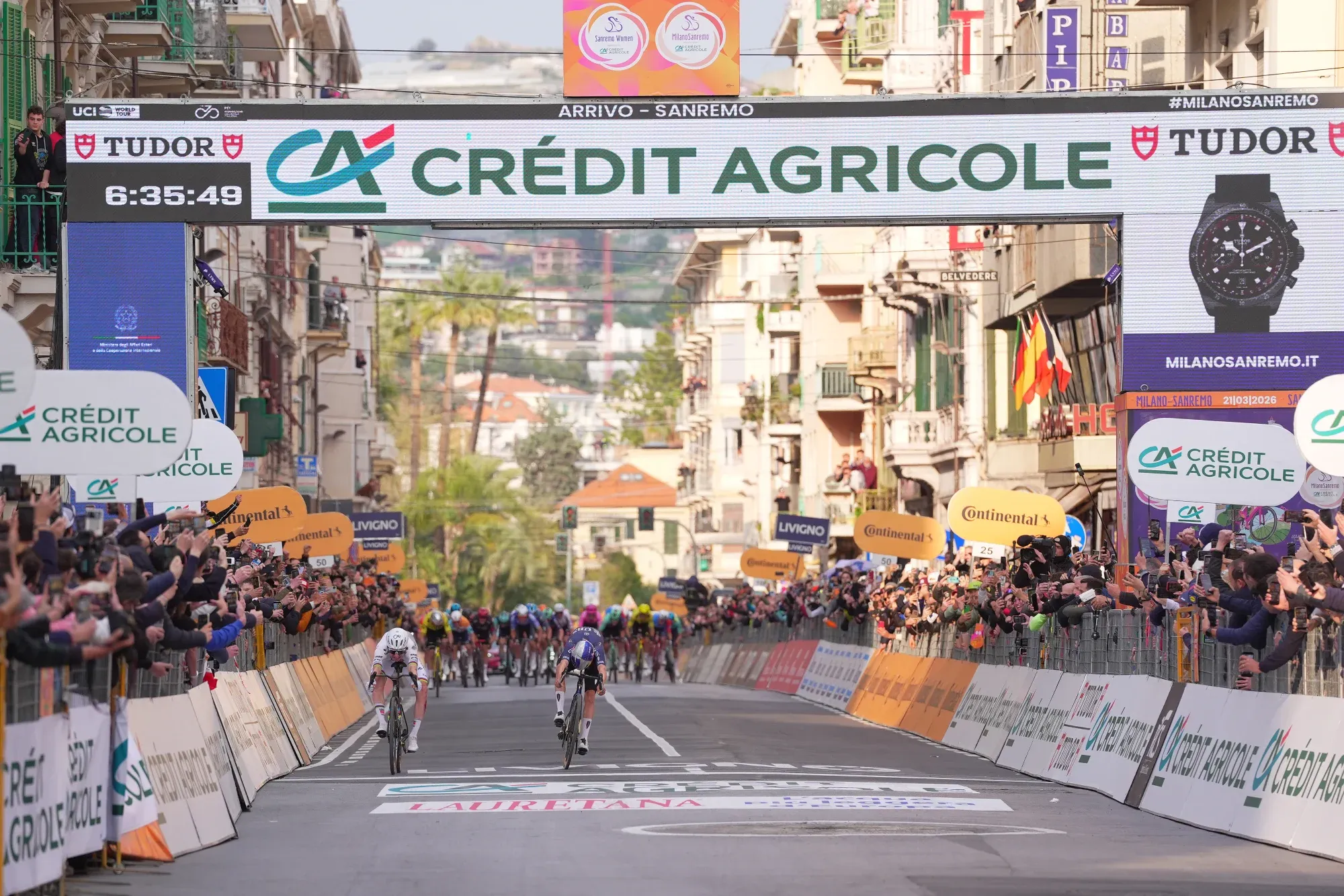 Tadej Pogacar vince la 117^ Milano-Sanremo
