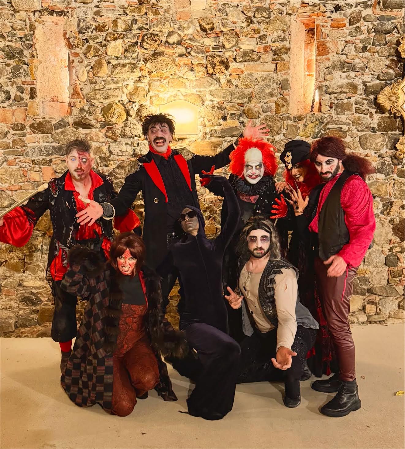 Sabato 30 ottobre e domenica 1 novembre a Villa Fredda di Tarcento (Ud) UN HALLOWEEN DA TUTTO ESAURITO PER ANÀ-THEMA TEATRO