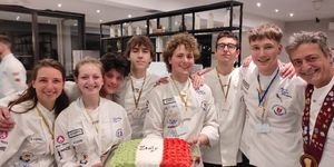 DUE ORI ASSOLUTI E MOLTE MEDAGLIE I cuochi dell’Associazione Cuochi Trieste