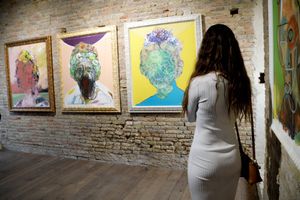 MOSTRA PITTORICA "TRATTI" PER TRE DOMENICHE A CHIONS (PN)