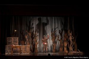 UNA NUOVA “CASA” SI AGGIUNGE ALLA FAMIGLIA DI ANÀ-THEMA, AL VIA LA NUOVA
STAGIONE AL TEATRO IMPERO 
DI MARTIGNACCO