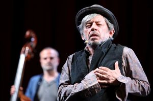 Paolo Rossi in scena a Zoppola con Scorrettissimo me