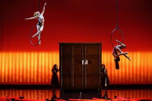 Solo martedì 10 gennaio al Politeama Rossetti va in scena “Nuda” di Daniele Finzi Pasca