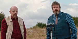 Io Vivo Altrove! - recensione del film di e con Giuseppe Battiston