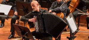 MUSICA, PORDENONE: DOMENICA 5 FEBBRAIO APRE LA 46^ EDIZIONE DI MUSICAINSIEME, OMAGGIO A PIAZZOLLA CON L'ENSEMBLE DELL'ORCHESTRA SINFONICA DELLA RAI E IL GRANDE BANDONEISTA DAVIDE VENDRAMIN