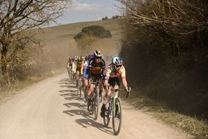 Strade Bianche e Strade Bianche Women Elite: confermati i percorsi. Annunciate le squadre della prova femminile