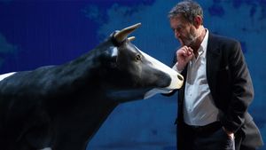 Michele Serra al Palamostre di Udine il 7 marzo con "L’amaca di domani"