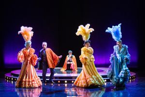 IN ESCLUSIVA REGIONALE AL TEATRO VERDI DI PORDENONE (MARTEDÌ 4 E MERCOLEDÌ 5 APRILE, INIZIO ORE 20.30) LA FORTUNATA RILETTURA DEL CELEBERRIMO “CYRANO DE BERGERAC”