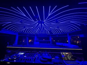 BASE CLUB EXPERIENCE Un fine settimana di festa  per l’apertura della discoteca in Baia di Sistiana (Trieste)