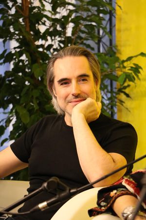 Incontri con l’autore e con il vino 2023: giovedì 6 luglio al PalaPineta nel Parco del Mare, appuntamento con Matteo Bussola