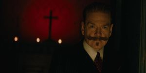 Assassinio a Venezia, la recensione del film di e con Kenneth Branagh