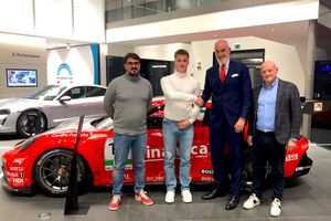 Il friulano Pujatti e Villorba Corse insieme al via della Porsche Carrera Cup 2024