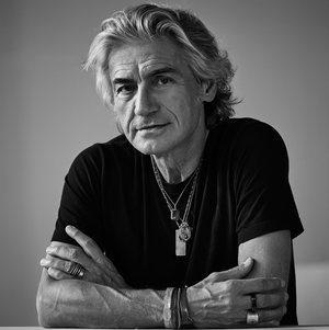 LIGABUE - Il rocker torna a teatro dopo 13 anni. Due date in Friuli Venezia Giulia a Udine 23 novembre e Trieste 25 novembre