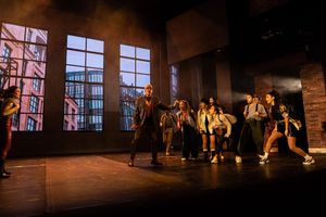 “Saranno Famosi”. Lo spettacolo è ospite della stagione 2023-2024 del Teatro Stabile del Friuli Venezia Giulia TRIESTE il 12 e 13 marzo.