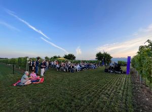 FESTIVAL CONTROCORRENTE: CONCERTI, DEGUSTAZIONI E SPETTACOLI IMMERSI NEL PRIMO “GIARDINO DEL REFOSCO” DEL FVG dal 7 al 9 giugno