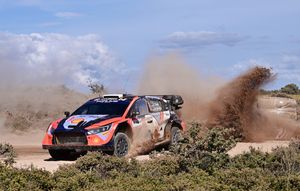 OTT TANAK SBEFFEGGIA SEBASTIAN OGIER AL RALLY ITALIA SARDEGNA
