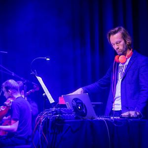 MUSIC NIGHTS SABATO 10 AGOSTO ALL’ARENA VERDI DI PIAZZETTA PESCHERIA, PER LA NUOVA RASSEGNA DEL TEATRO VERDI DI PORDENONE “MUSIC NIGHTS”, PASTORALE21, UN CONCERTO LIVE ELECTRONICS