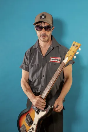 GIAN MARIA ACCUSANI (Prozac + e Sick Tamburo) sabato 29 marzo dal vivo al CRAL di San Vito al Tagliamento con lo spettacolo-concerto "Da grande faccio il musicista"