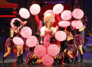 Domenica con l'Operetta: il 6 aprile "CIN CI LA'" al Teatro Nuovo Giovanni da Udine