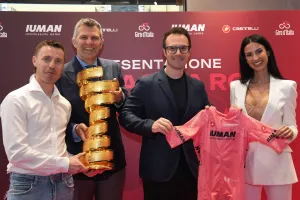 Presentata la nuova Maglia Rosa del Giro d'Italia, con IUMAN al suo fianco
