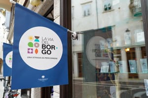 CONFCOMMERCIO GORIZIA: LA BOTTEGA DEL CAPPELLO IN VIA RASTELLO CASO DI STUDIO PER IL MONITORAGGIO NAZIONALE DI CONFCOMMERCIO SULL’ATTUAZIONE DEL PNRR E SUI PROGETTI PUBBLICI PER L’ECONOMIA DEL TERRITORIO