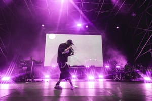 GUÈ - In tre mila ieri sera al Festival di Majano per la star del rap italiano