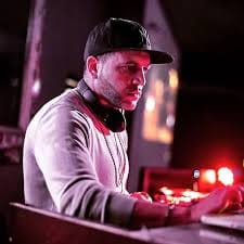 MARTEDÌ 8 LUGLIO 2025 la giovane scena napoletana a "7 CANZONI" su 11 TELEVOMERO: Bles e Yoseba, Devil A e DJ Uma, DixSept17 e G-Black, Kashume e Prince TSG