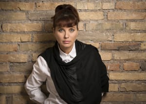 VANESSA GRAVINA in scena giovedì a LIGNANO e venerdì a CORDENONS con PAZZA