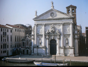 San Stae: la chiesa affacciata sul Canal Grande