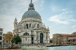 La Madonna della Salute: storia della basilica che si affaccia sul bacino di San Marco