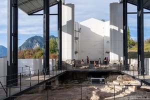 Il programma della giornata di mercoledì 26 agosto al festival di Osoppo IL TIERE TEATRO FESTIVAL GUARDA AL FUTURO: DOMANI IL PALCO È DEI GIOVANI CON “ARCHÈ”