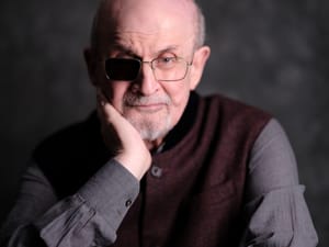 PORDENONELEGGE, Salman RUSHDIE apre sui LINGUAGGI DELLA VERITÀ. Chiude il Pres. MATTARELLA, poi IL VOLO con il CONCERTO PER L'ITALIA.