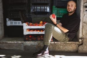 MIELA STAND UP COMEDIANS Giovedì 22 ottobre ore 21.00 al Teatro Miela d Trieste  DANIELE TINTI in PESCHE DURE