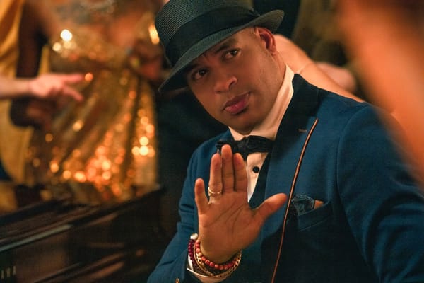 Sabato 15 novembre Volo del jazz: L'energia travolgente di Cuba con Roberto Fonseca, già nei Buena Vista social club