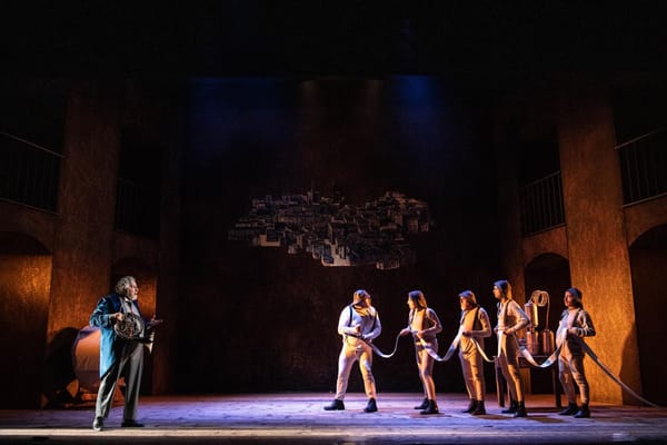 Al Politeama Rossetti - giovedì 18 dicembre, IL BIRRAIO DI PRESTON dall’omonimo romanzo di ANDREA CAMILLERI con EDOARDO SIRAVO e FEDERICA DE BENEDITTIS