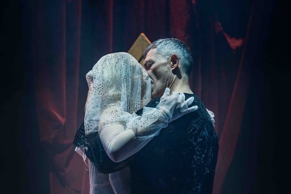 Amleto²  sorprende e conquista il Palamostre di Udine