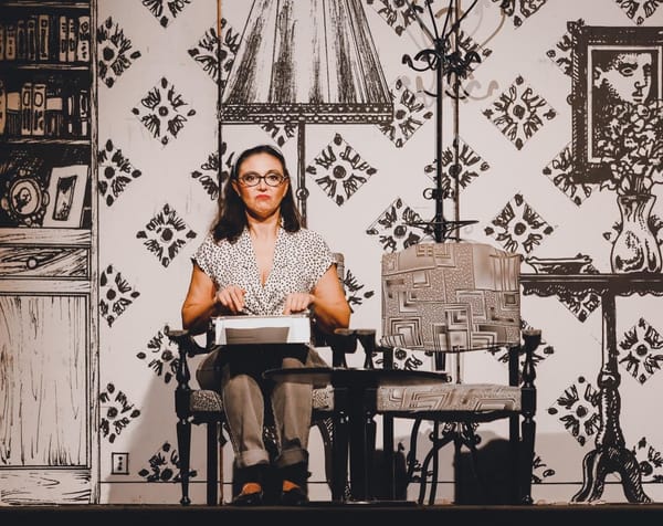 Sabato 7 febbraio alle 20.45, al Teatro della Corte di Osoppo per la stagione di Anà-Thema Teatro AMORE, MATRIMONIO E IRONIA FEROCE