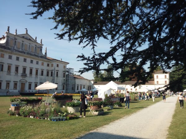 AL VIA STAMATTINA ALLE 9 LA XXII EDIZIONE DELLA RASSEGNA "NEL GIARDINO DEL DOGE MANIN": FLOROVIVAISMO, LIBRI, LABORATORI,