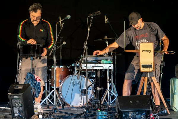 Ârbâr: Walter “wattabass” Sguazzin e Leo Virgili a San Giorgio di Nogaro il 30 aprile per l’International Jazz Day