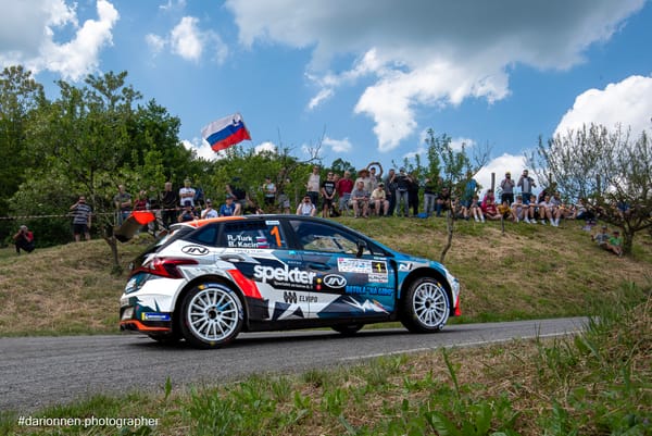 Rok Turk conquista il 15° Rally Vipavska Dolina dopo un lungo testa a testa con Mark Škulj